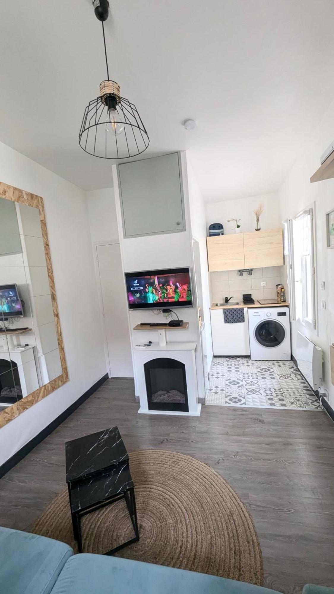 *Ca Me Convient* Studio Chaleureux Villejuif Exterior foto